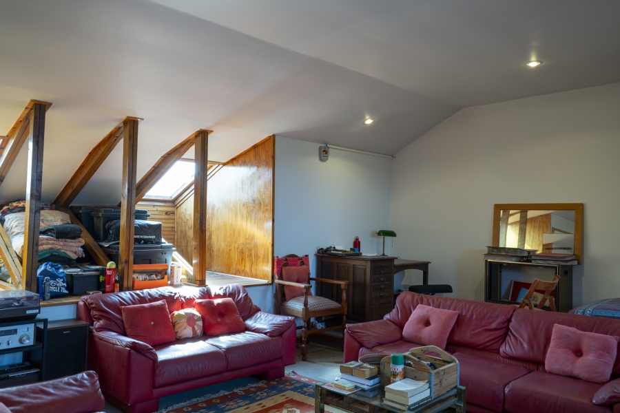 7 Bedroom Property for Sale in West Beach Eastern Cape